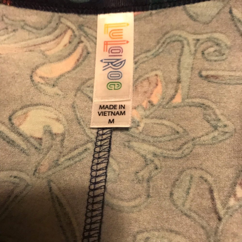 Lula Roe - Picture 5 of 8